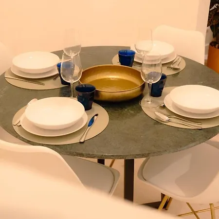 Lejlighed Charming 1br - Stylish & Cozy In Principe Real | By Airnest Lisboa