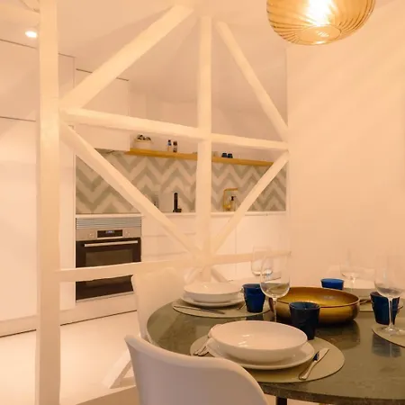 Charming 1br - Stylish & Cozy In Principe Real | By Airnest Lejlighed *