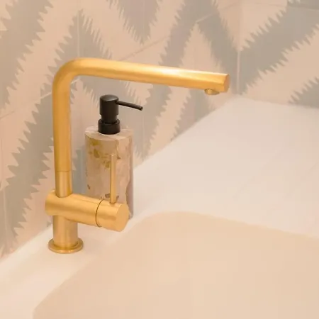 Charming 1br - Stylish & Cozy In Principe Real | By Airnest Lejlighed Lisboa