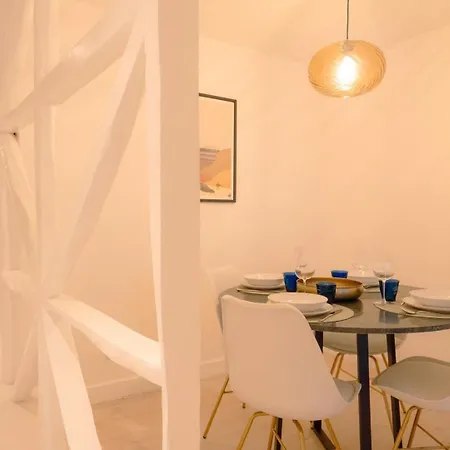 Charming 1br - Stylish & Cozy In Principe Real | By Airnest Lejlighed Lisboa