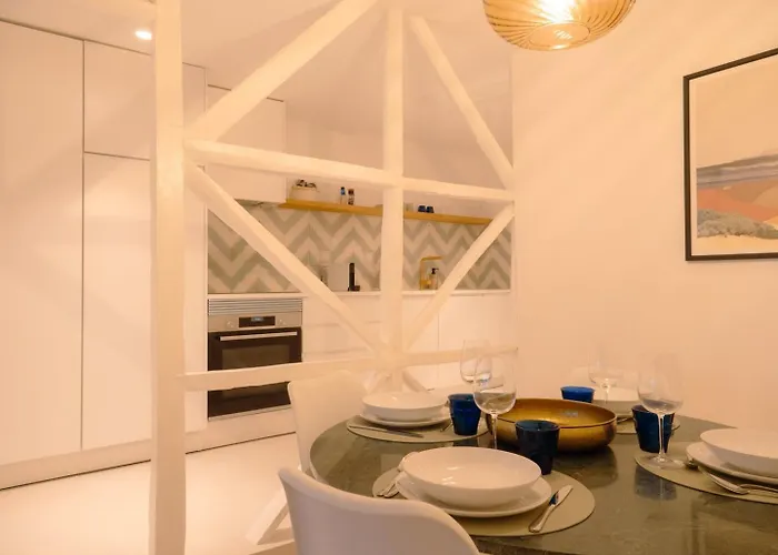 Charming 1br - Stylish & Cozy In Principe Real | By Airnest Apartment *