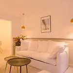 Apartment Charming 1br - Stylish & Cozy In Principe Real | By Airnest