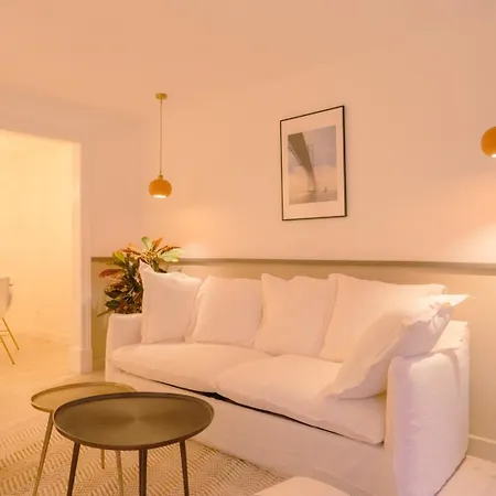 דירה Charming 1br - Stylish & Cozy In Principe Real | By Airnest