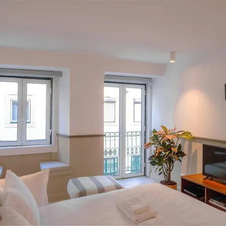 Charming 1br - Stylish & Cozy In Principe Real | By Airnest Lisbon
